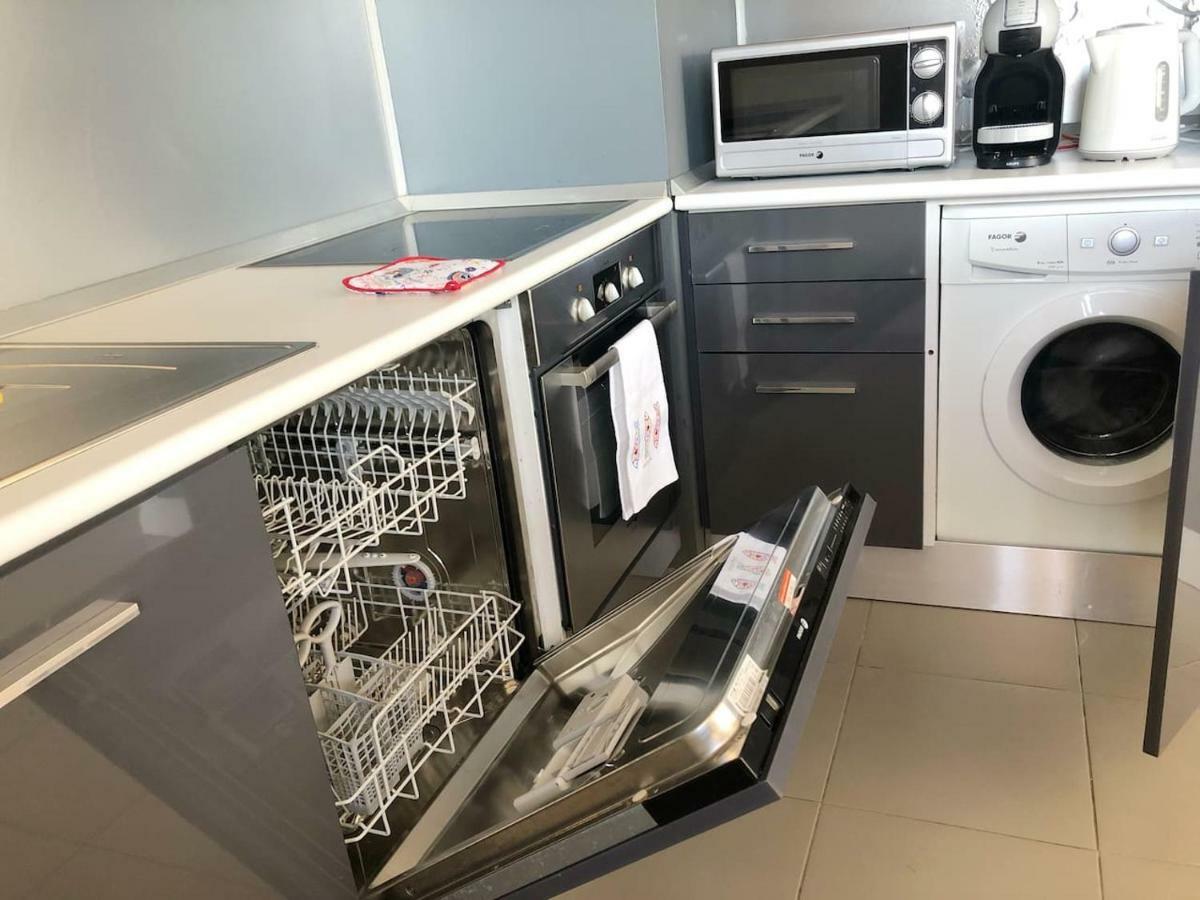 Amazing Apartment In Praia Da Rocha Портиман Екстериор снимка